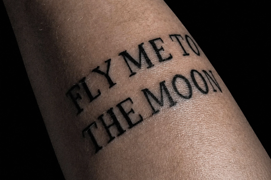 Una palabra en script fine line